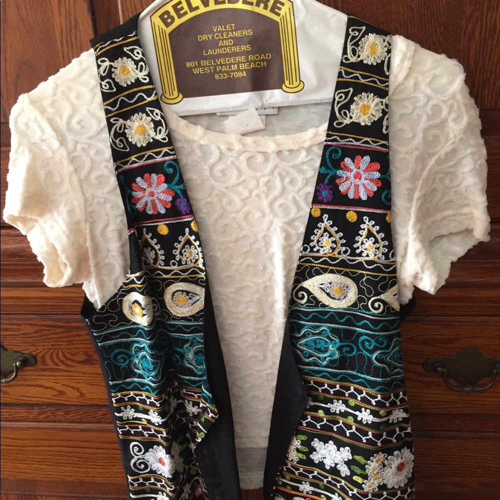Top and vest size xs